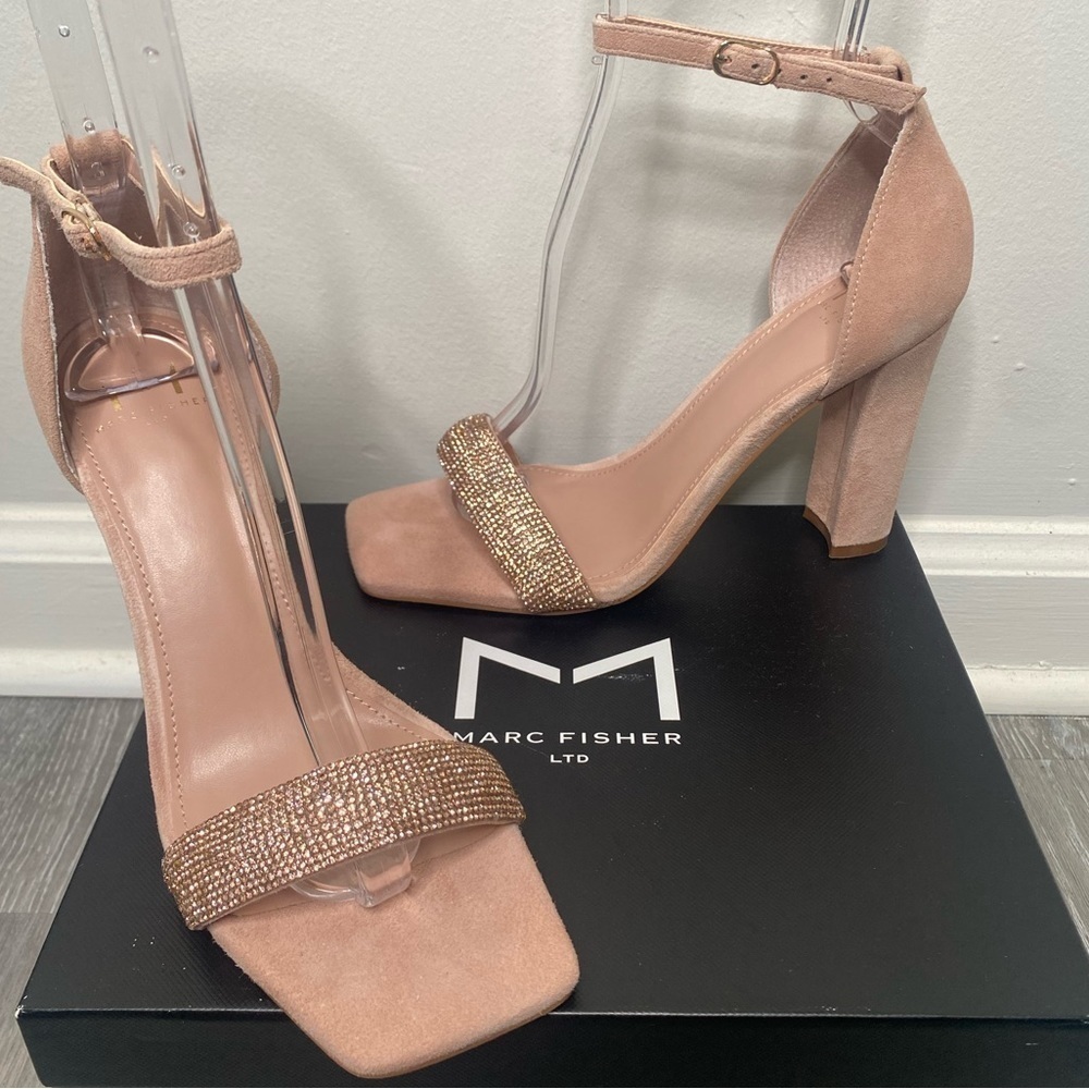 NEW Marc Fisher Angelo Ankle Strap Heels with Rhinestones Suede Size 7.5